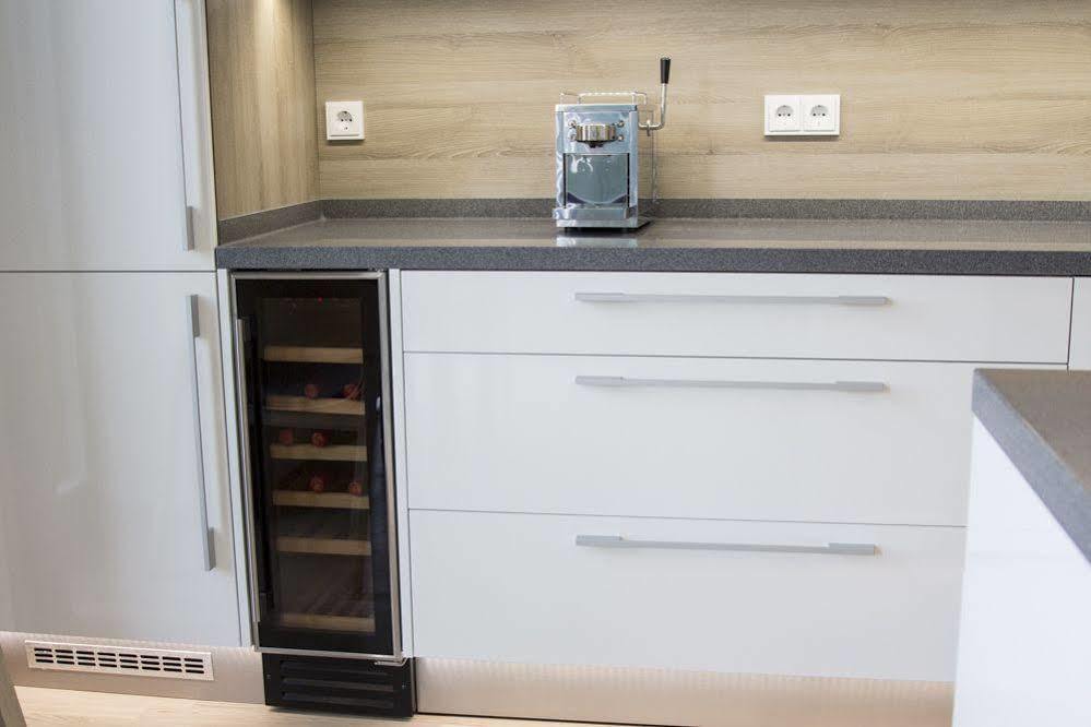 Residenz Am Zwinger Aparthotel Dresda Exterior foto A wine cooler